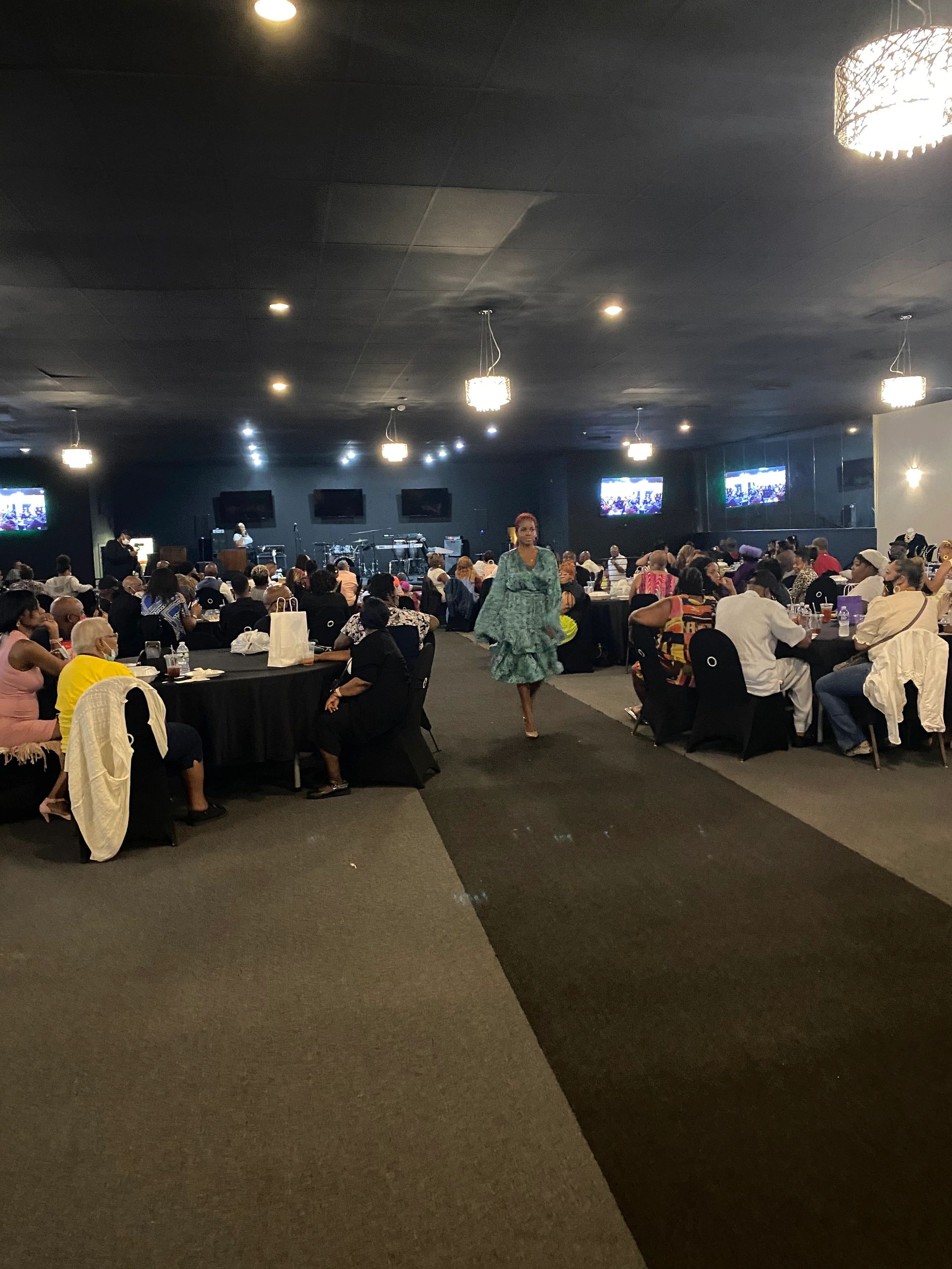 Recent comedy show photo 6